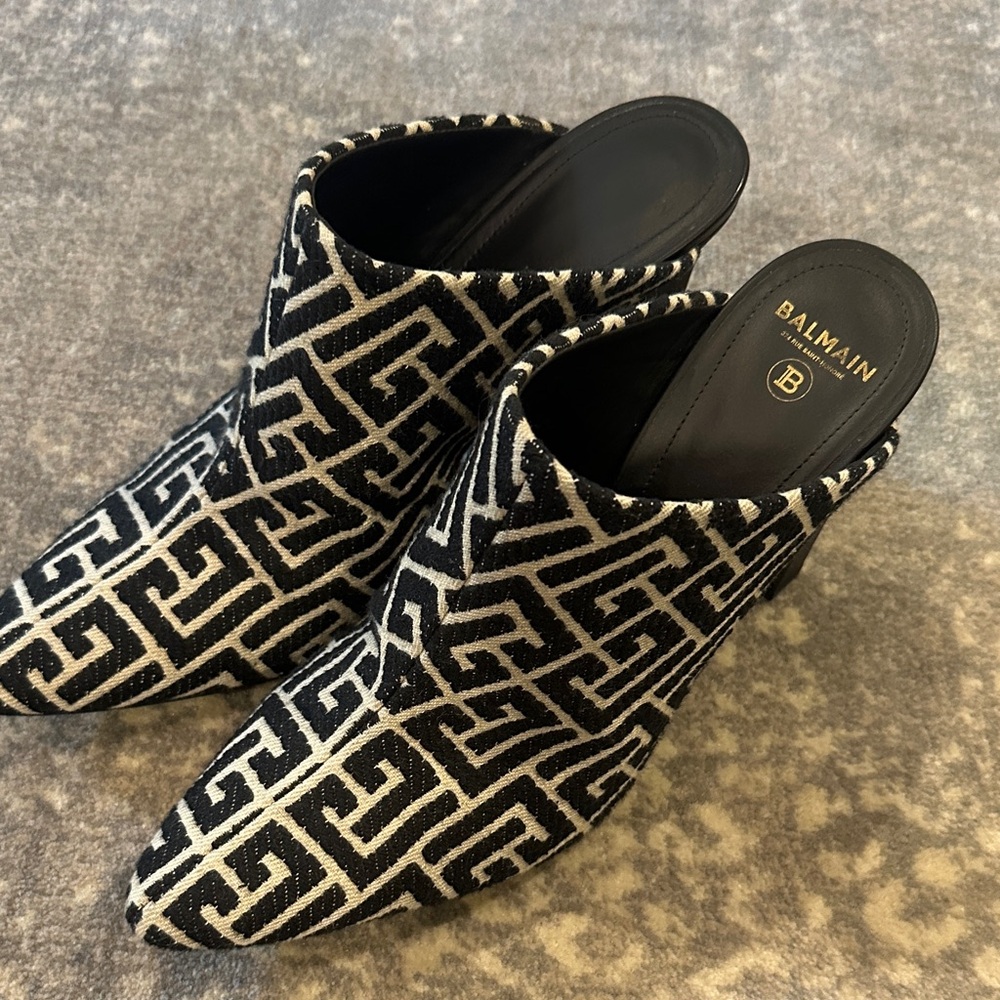 Balmain Geometric Black and White Mules